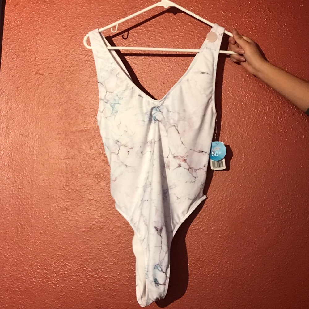 Swimwear one pie
